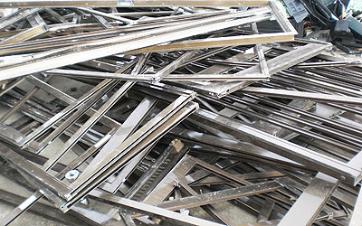 吸収式冷温水機